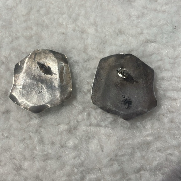 Vintage Native American Turquoise Earrings - Picture 6 of 12